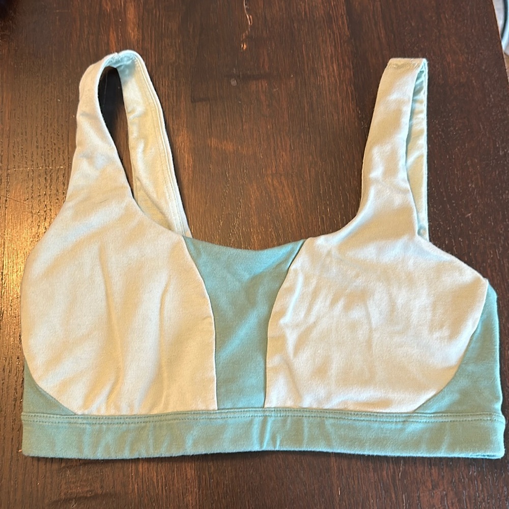 Old Navy Sports Bra & Leggings Set